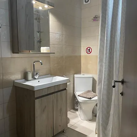 Greecerent - Lux Ladadika *